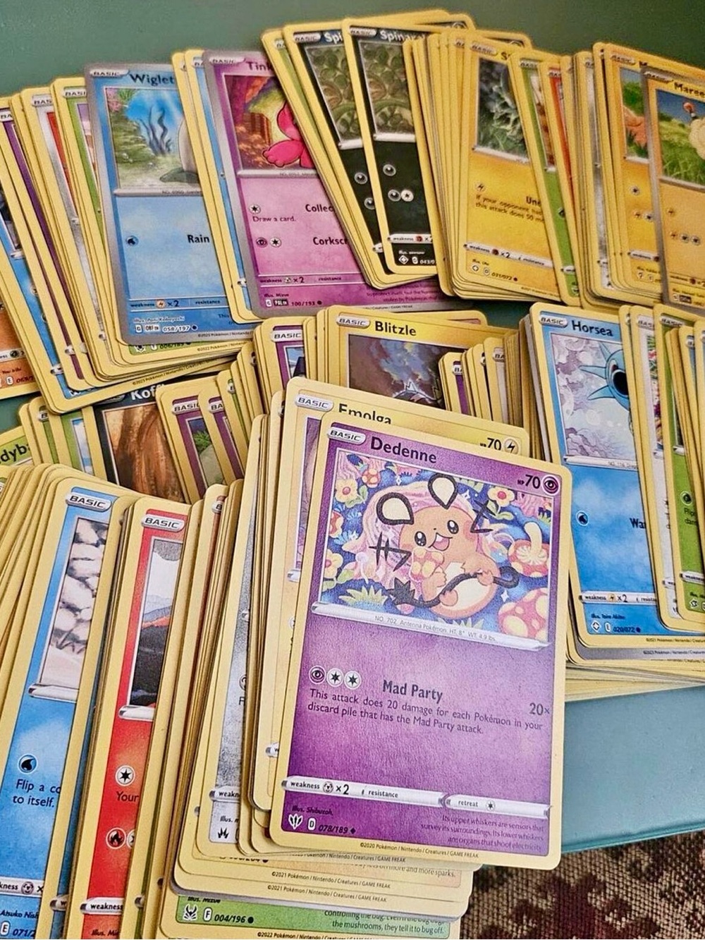 100 Pokemon Cards Authentic Pokemon TCG Lot Bundle No Energy Cards
